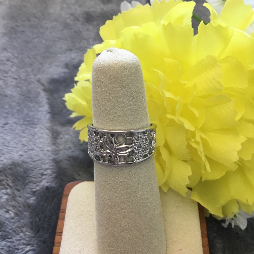 Sterling Silver Honeycomb Bee Crystals Ring